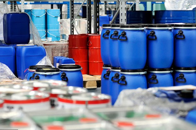 塑料桶蓋不會輕易破碎，不會生銹 01